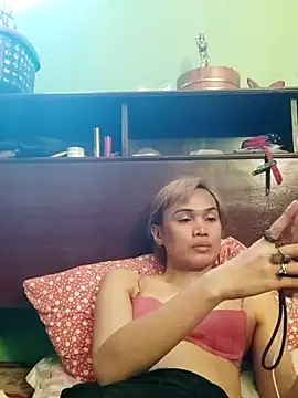 QueenSoreal webcam