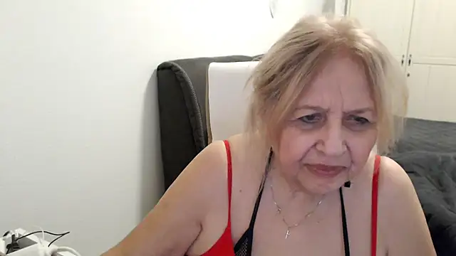 SusiLifeXXX webcam