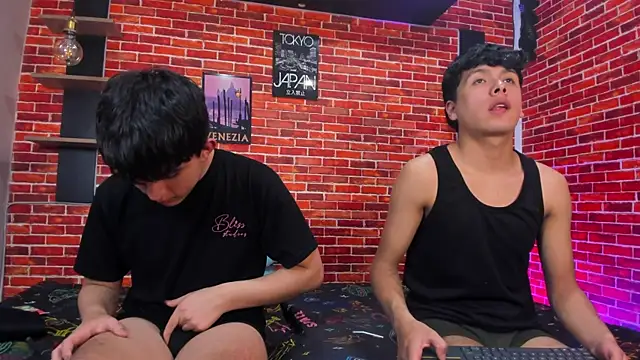 Hoot_boyss_ webcam
