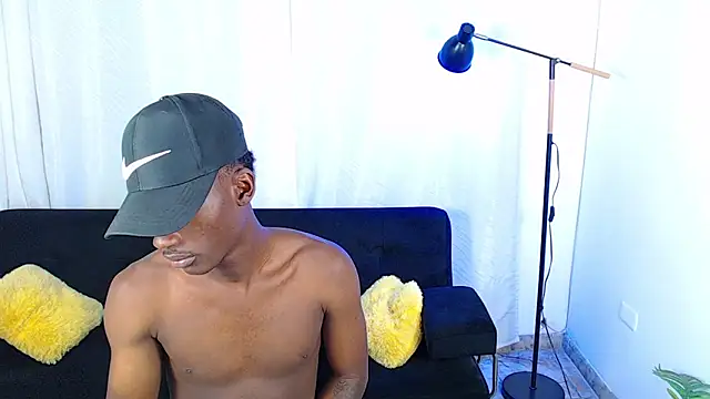 alexaandro18 webcam