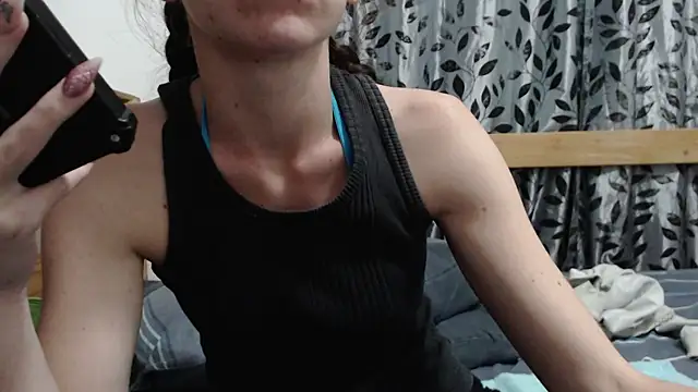 XxLollaXx webcam