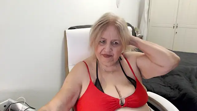 SusiLifeXXX webcam