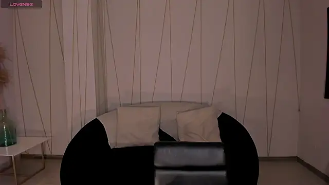 sunnyrivers - SunnyRivers's free webcam - UK Sex Cams