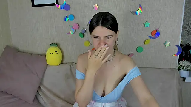 Zorianaa live cam on StripChat
