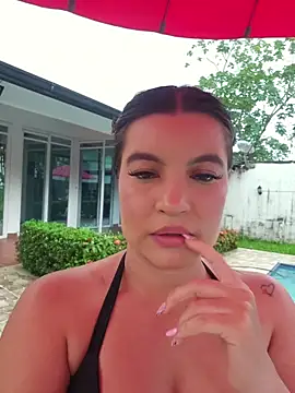 Pretty_Julieta webcam