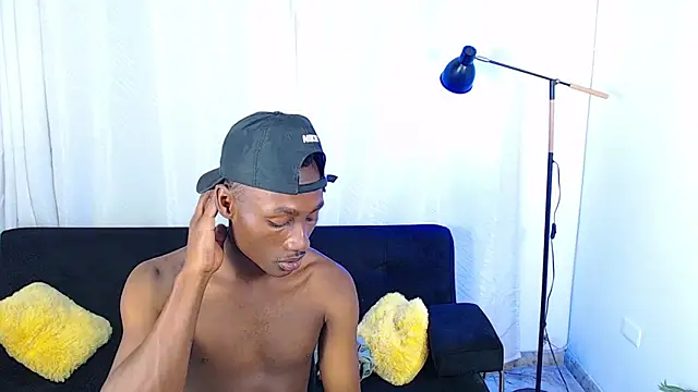 alexaandro18 webcam