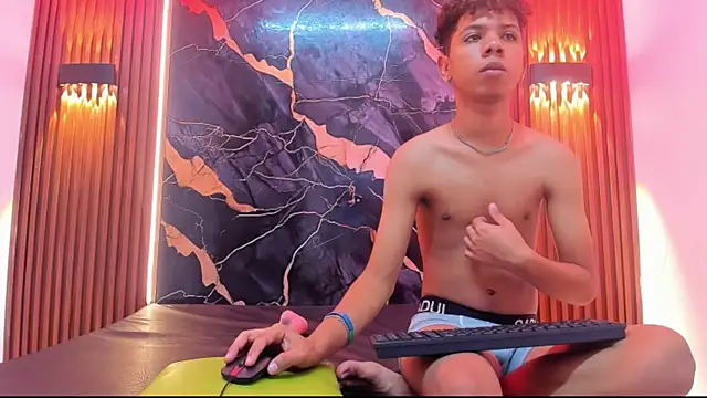 Amers_bigcock webcam
