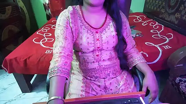 BengaliQueenStar webcam