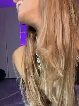 Crazycouplelive_ webcam