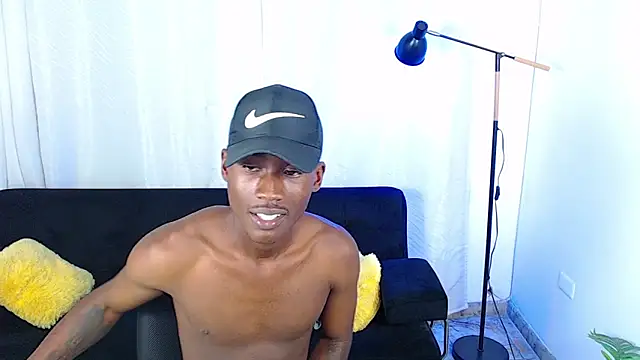 alexaandro18 webcam