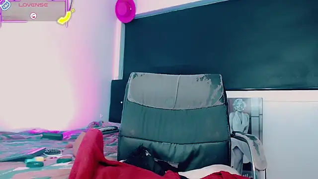 Kendall_hornyy webcam