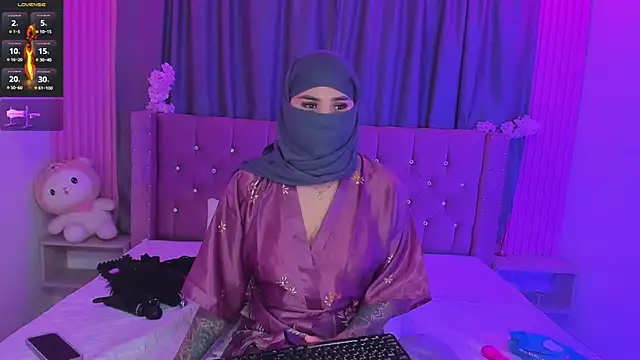 Nayla-Mouna webcam