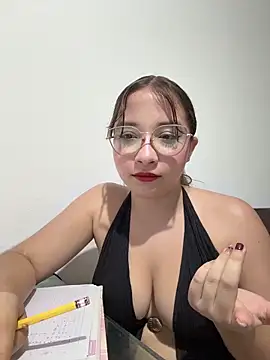 AliciaWhite_nt webcam