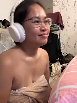 Ponthip webcam