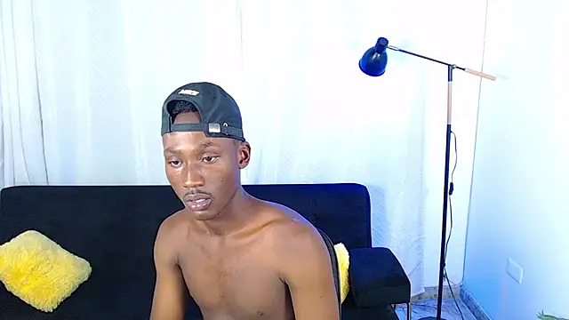 alexaandro18 webcam