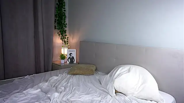 AmparoCilek webcam
