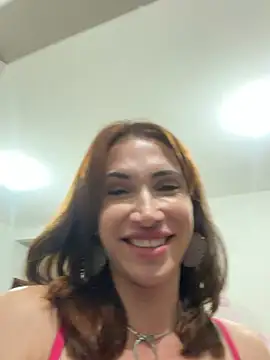 Irresistible24 webcam