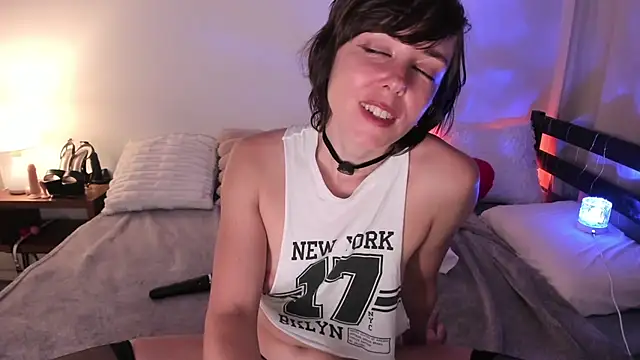 FantasticSonya webcam