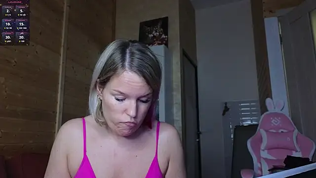 Lady_Shine webcam