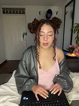 Blossom_Valery webcam