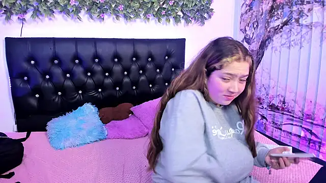 valeria_and_zoe (G teen) - ice on tits + spanks ass x 12