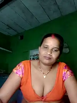 Shivani09900 webcam