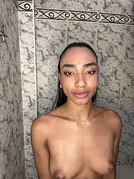 dark-luna - Dark-Luna's free webcam - UK Sex Cams