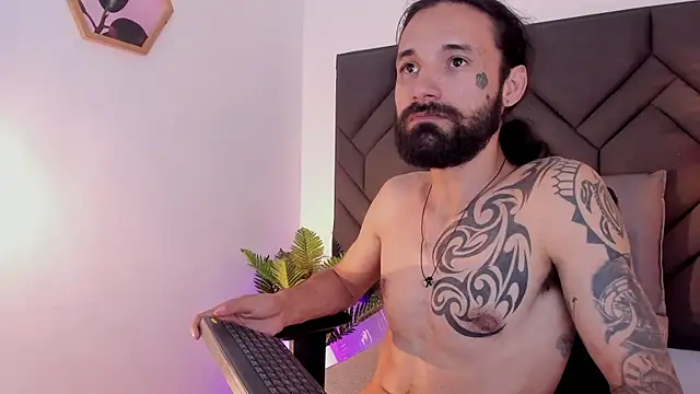 hisoka_011 - Hisoka_011's free webcam - UK Sex Cams