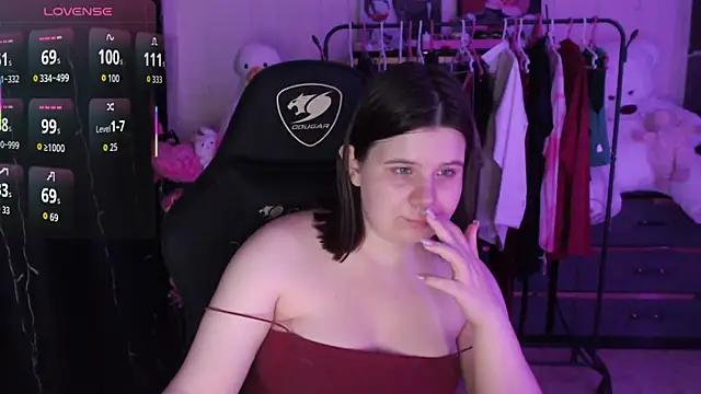 AmyVibess webcam
