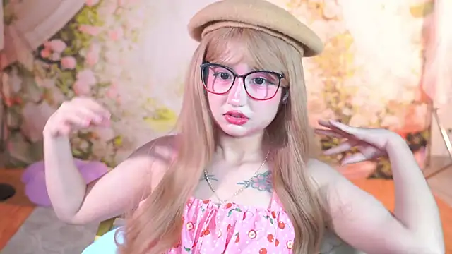 Pinkie_Princes Live Webcam on Stripchat