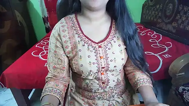 BengaliQueenStar webcam
