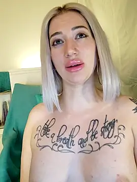 Gina-Lumara webcam