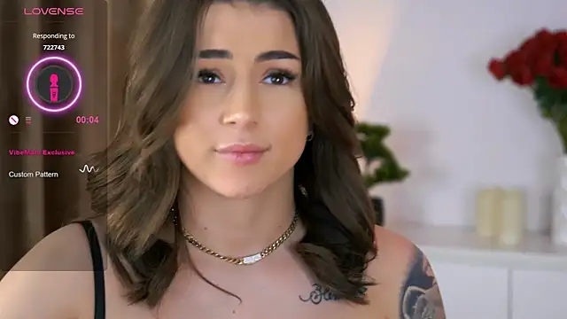 AishaSins webcam