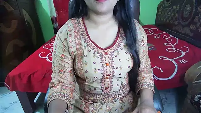 BengaliQueenStar webcam