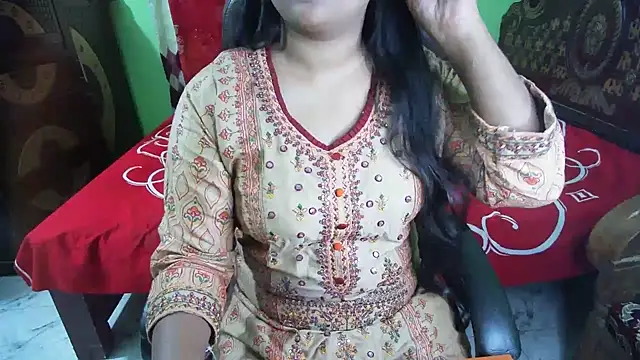 BengaliQueenStar webcam