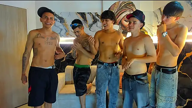 Houseofwarrios webcam