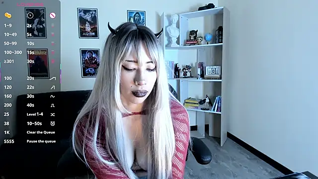 Ravenelle_ webcam