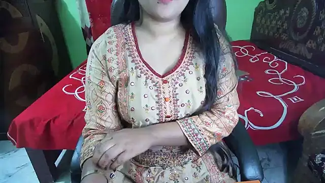 BengaliQueenStar webcam