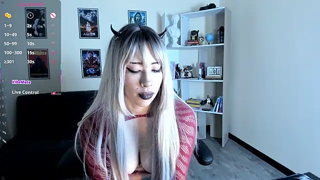 Ravenelle_ webcam