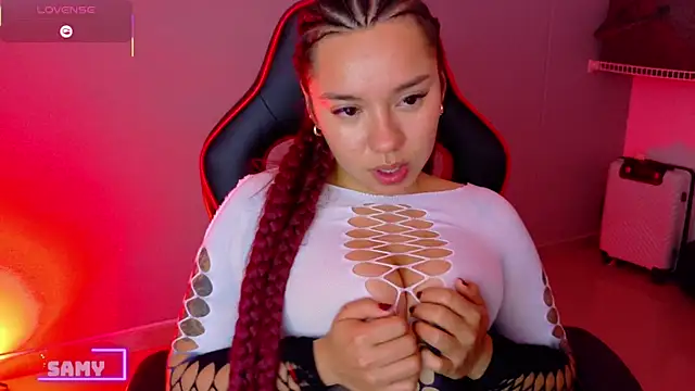 samantha_tattu webcam