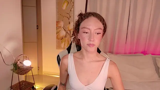 ChloeMoreti webcam
