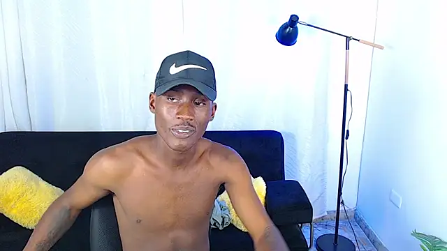 alexaandro18 webcam