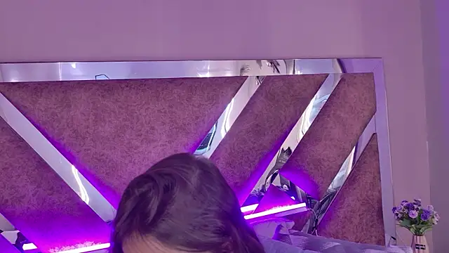 AmmyJones_ webcam