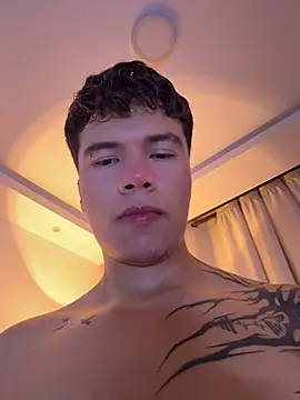 Logan_smith1 webcam