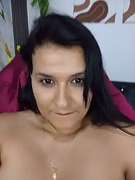 elena_jonees webcam