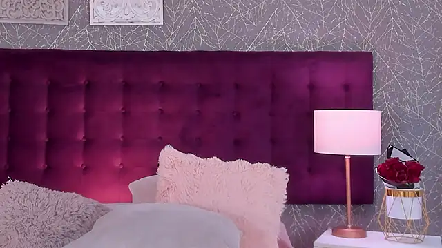 LiaCathaleya webcam