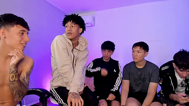 Handsomeboyss19 webcam