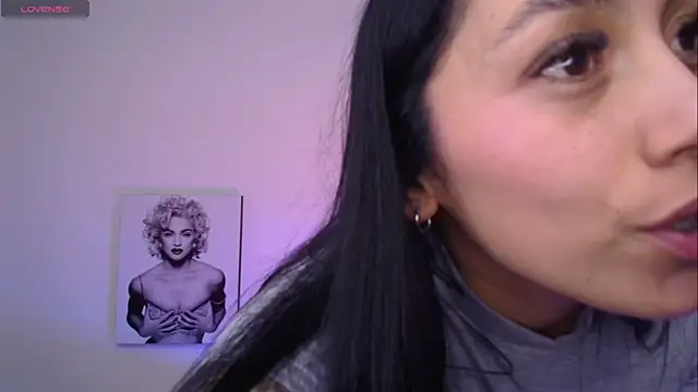 Millie_bobby webcam
