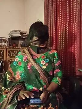 nusrat_faria (F young) - Boobs show
