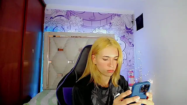 Larry_craft webcam